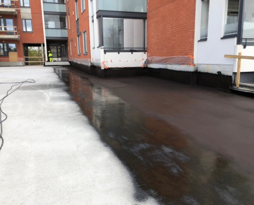 Betonnen parkeerdek waterdicht maken