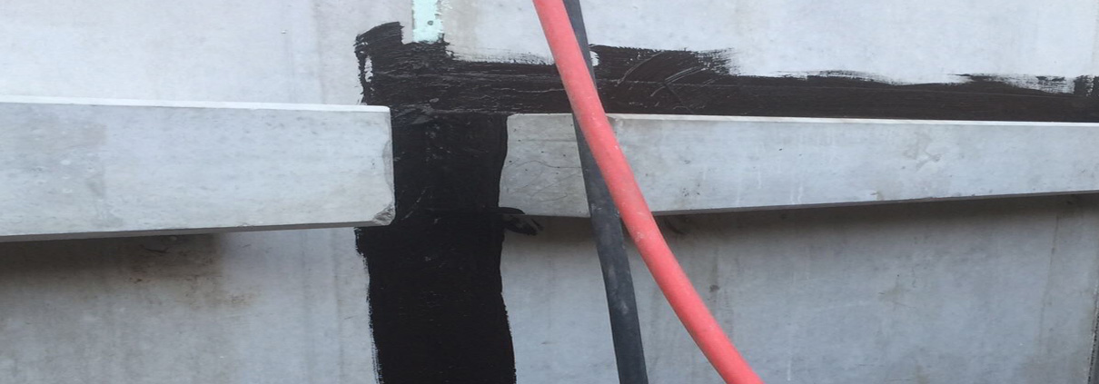 Floor-wall connection sealant